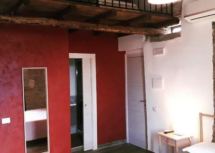 Bed & Breakfast Palazzo Camerana 3*